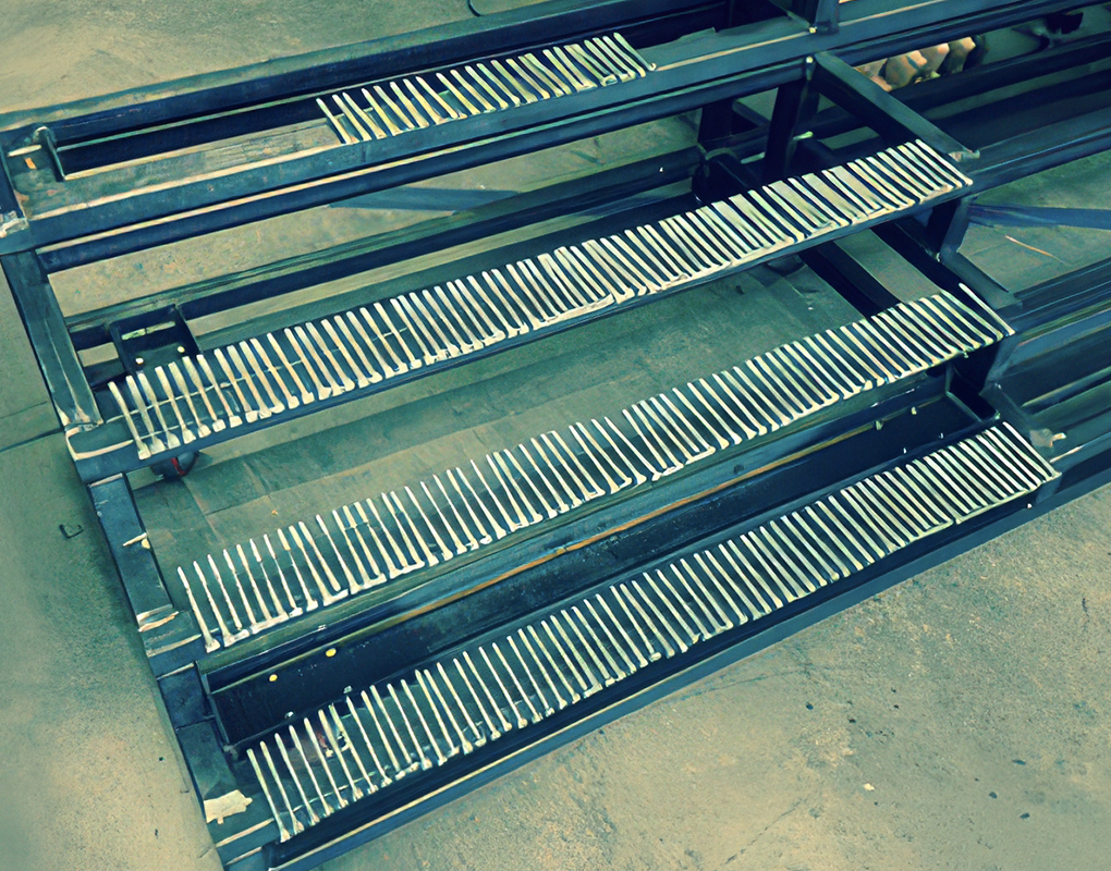 4,000 nuts & bolts used in the Wall